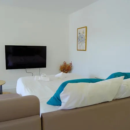 Passiflora - Spacieux T3 -70 M2 - Arrivee Autonome - Parking Prive Gratuit *